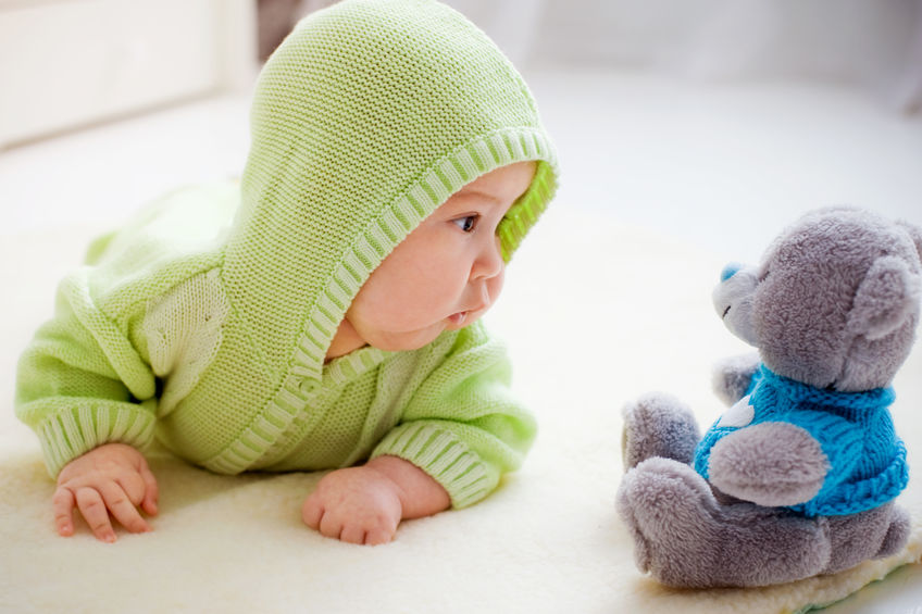 peluches favorisent sommeil bébé
